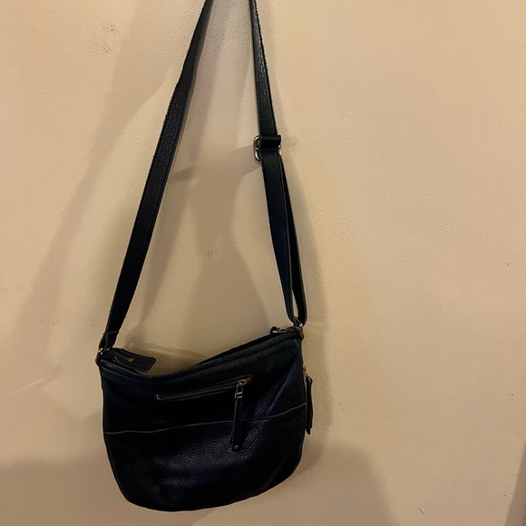 Navy Blue Roots Purse - Picture 4 of 12